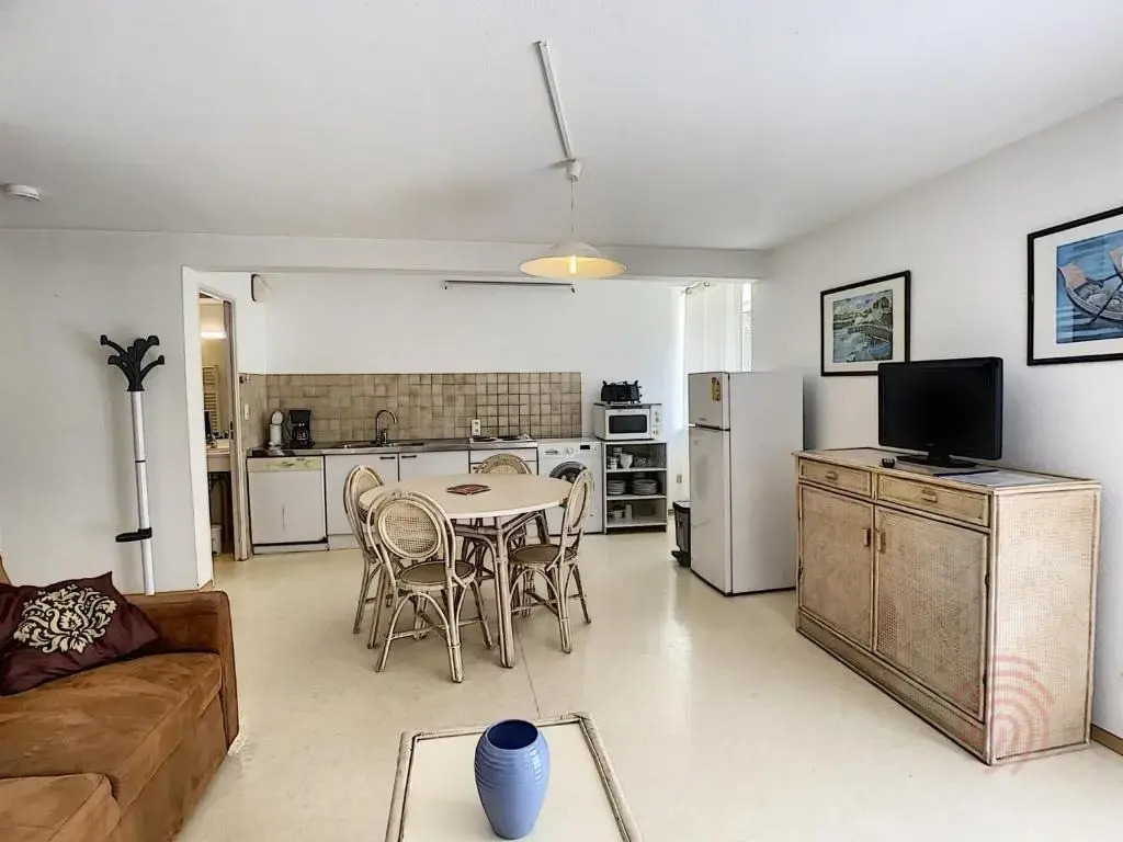 Appartement Lamalou-les-Bains, 2 pièces, 2 personnes - FR-1-451-25