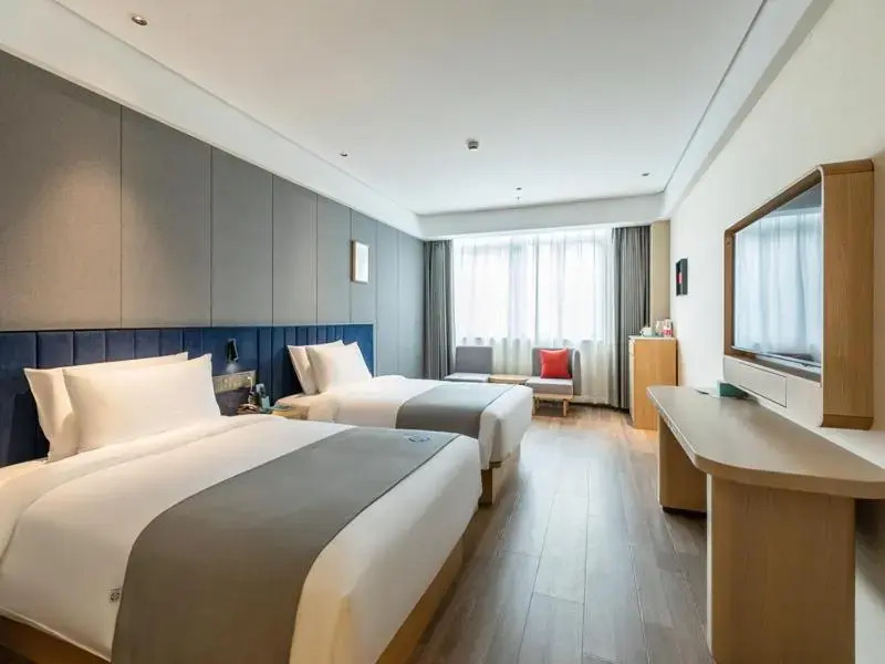 Shanghai Songjiang Sheshan LanOuShangPin Hotel