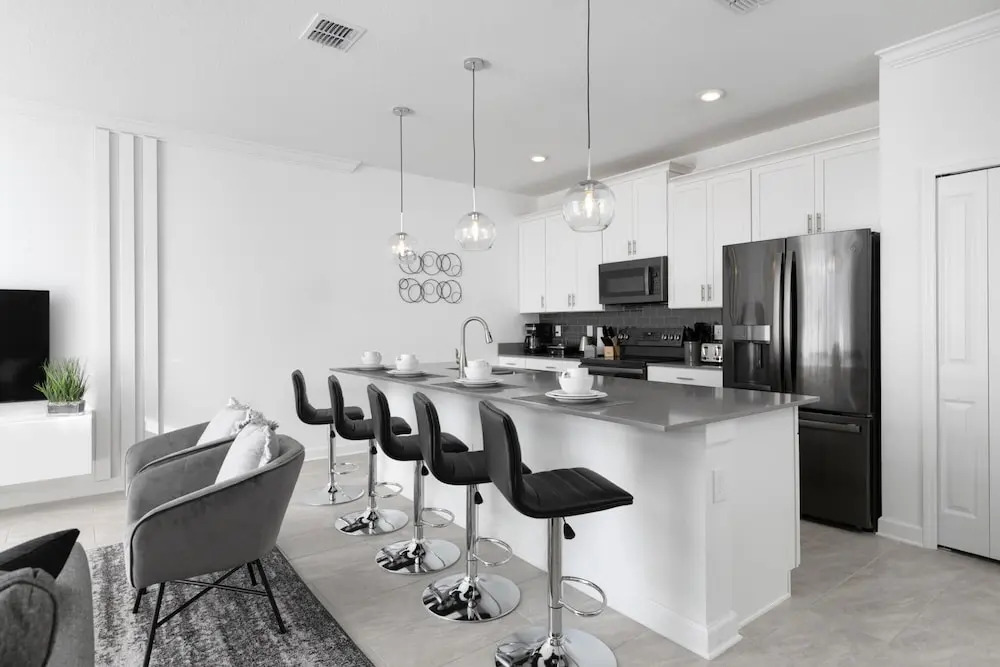 Modern Clean Design Near Disney Top Resort