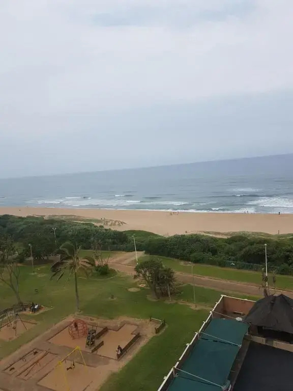 Beach frond apartment