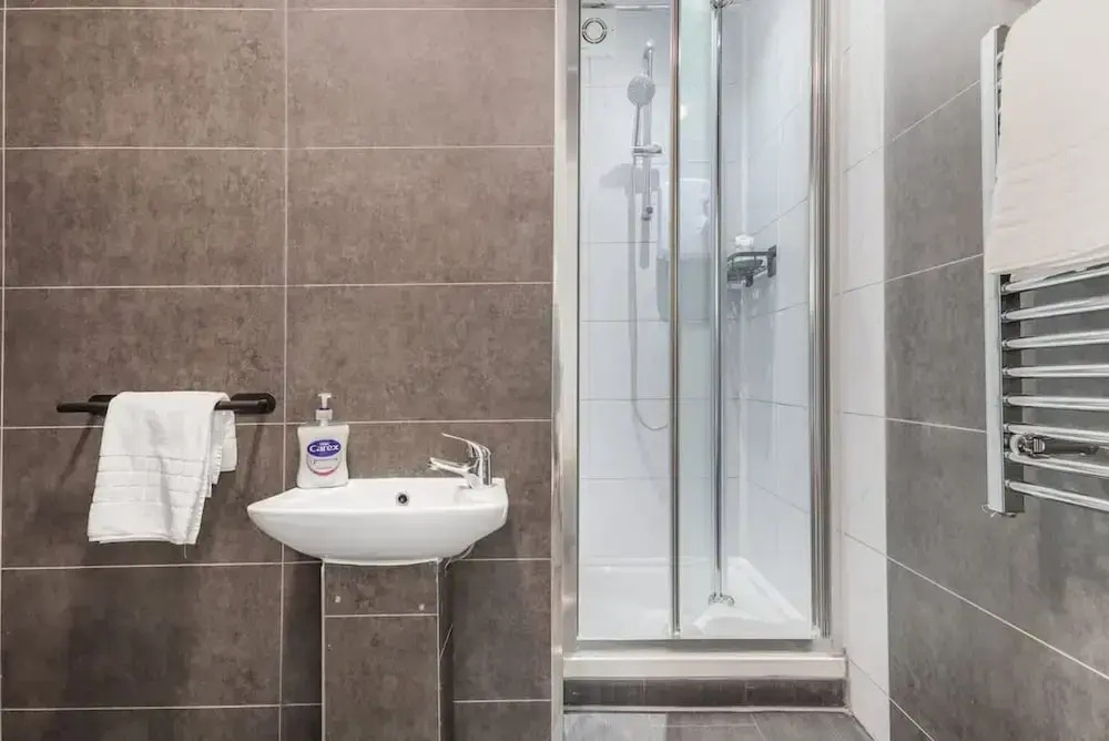 Charming 2 Bed-ensuites Fast Wi-fi