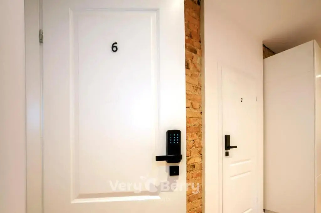Very Berry - Glogowska 35a - MTP Apartments - self check in 24h