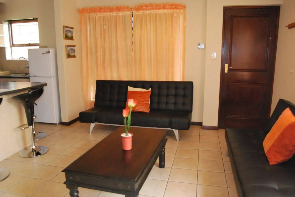 Cape Wine Route Guesthouse