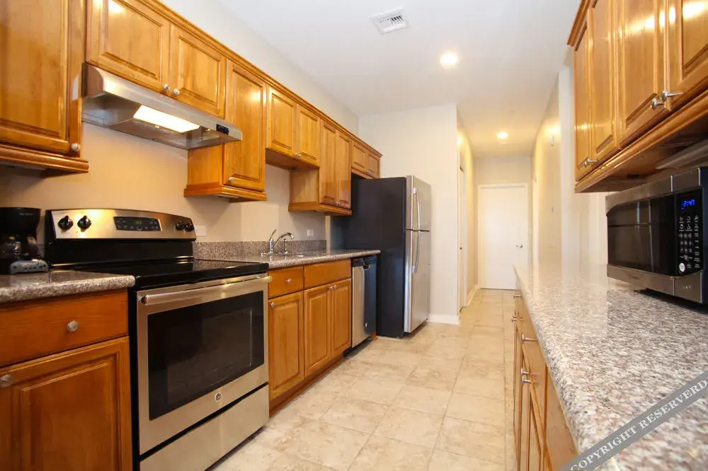 Hosteeva French Quarter Luxury Condo