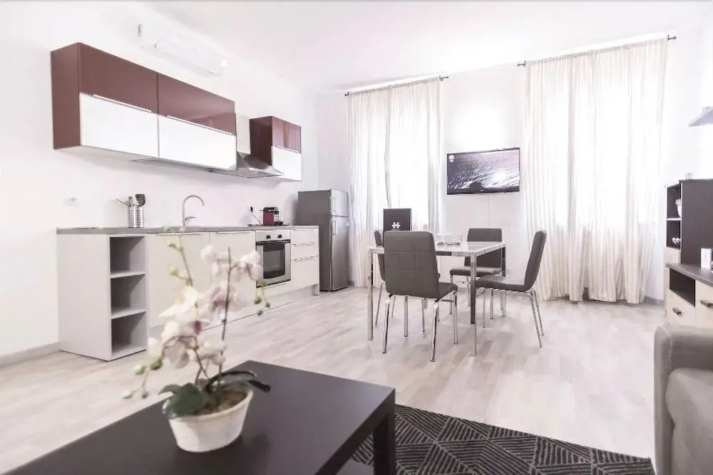 Hemeras Boutique House Aparthotel Duomo 3