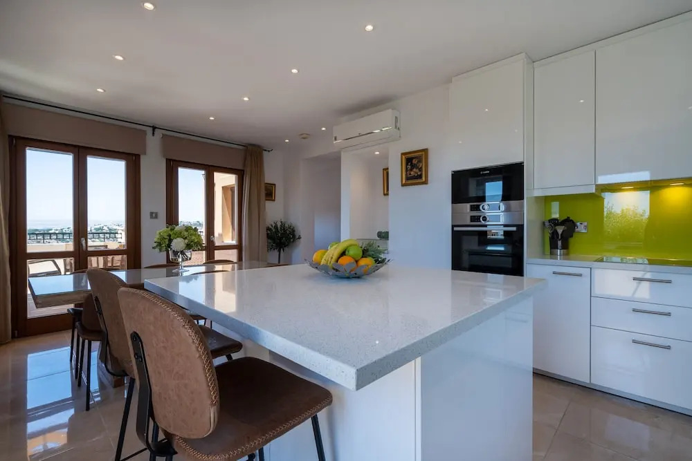 Stunning 3 bedroom villa 'BZ01' with private pool, stunning views, communal pool and resort facilities, Zephyros Village on Aphrodite Hills Re