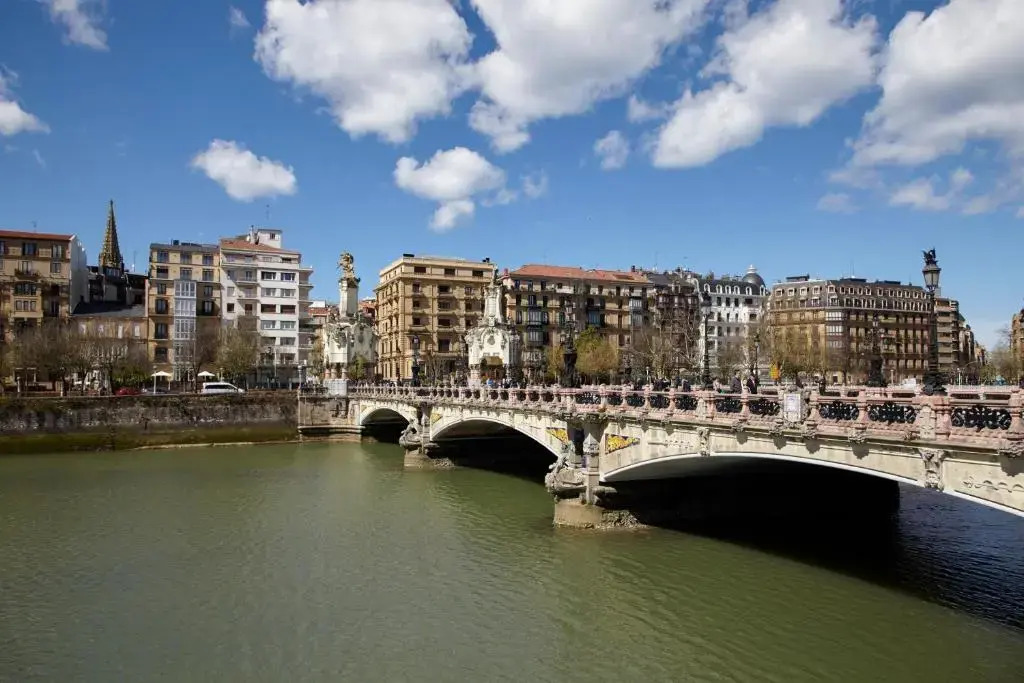 Moon River by FeelFree Rentals