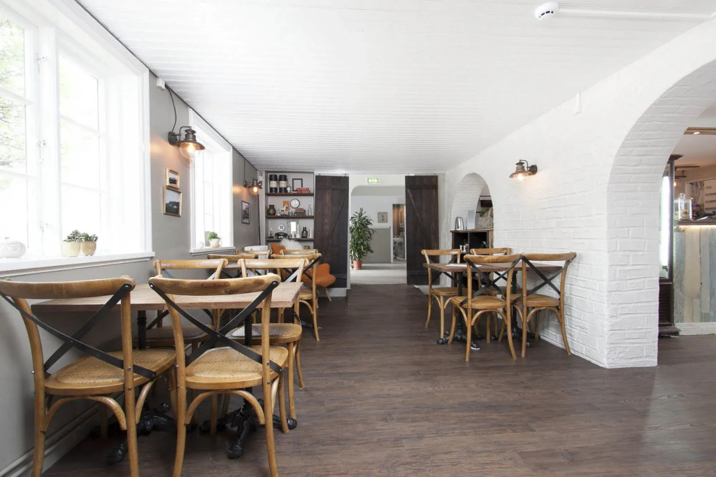 SKYR Guesthouse