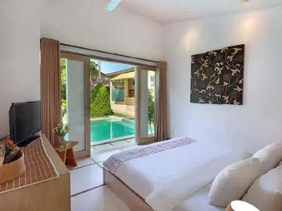 Best Location, 9 Bedr Pool Villa, Close To Beach