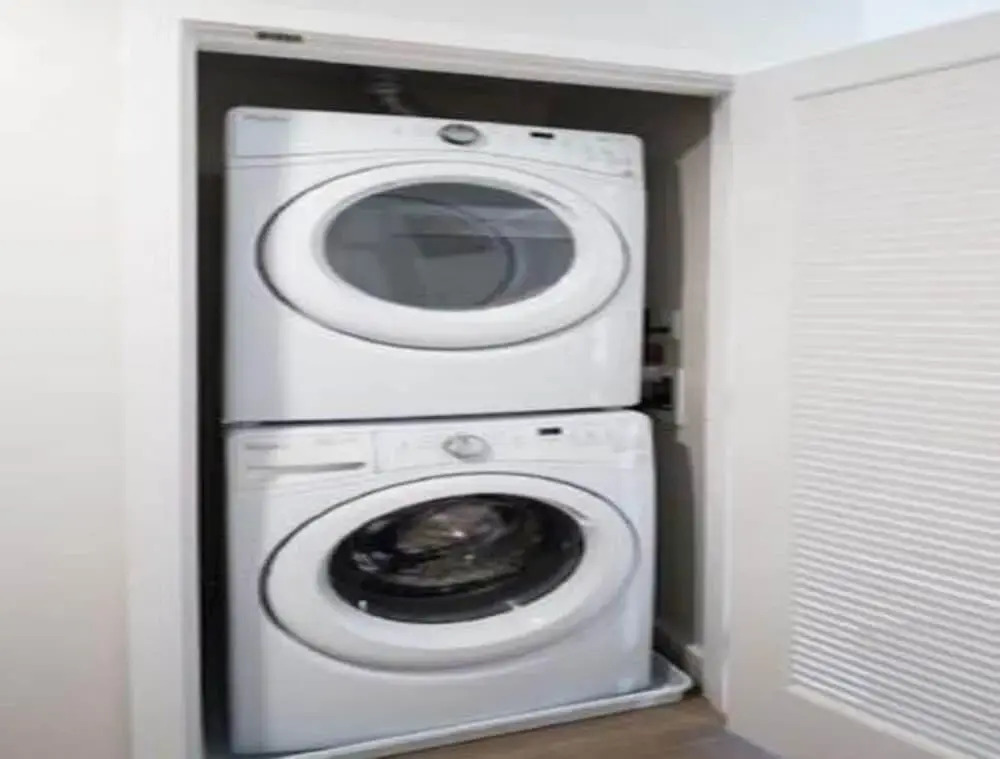 Delightful Capital Hill 2 Bedroom 2 Bathroom Apartment in Washington DC 4 Guests