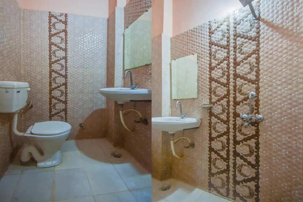 OYO 60301 Mangalam Guest House