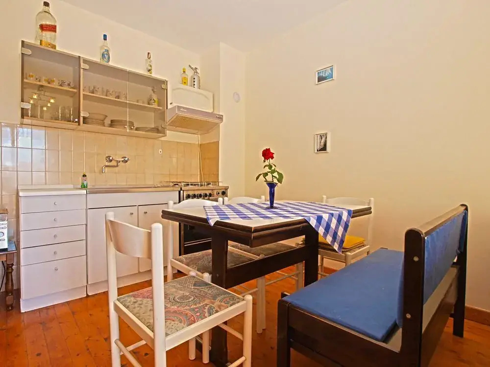 Apartments Antica 1371