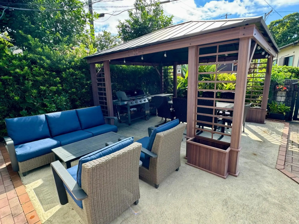 弓ヶ浜海水浴場徒歩1分! 一棟貸別荘! Yumigahama Beach House & BBQ