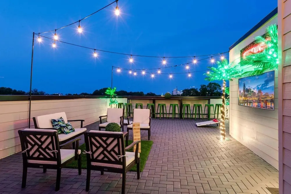 Large Group Lux 3mi Downtown - Rooftop City Views
