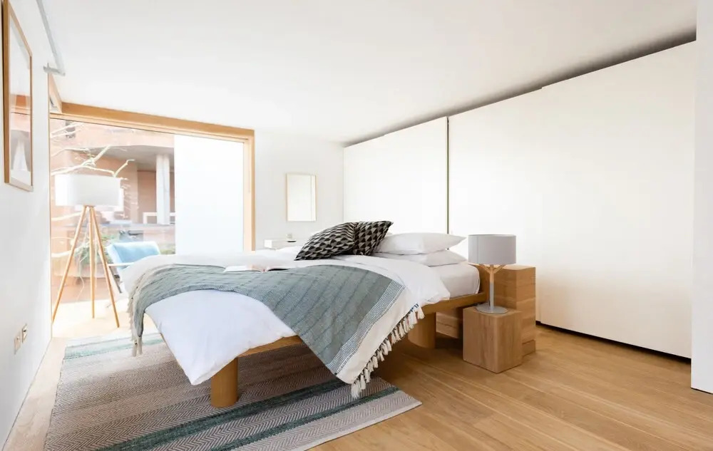 The Chelsea Walk - Modern & Bright 3BDR House with Rooftop & Parking