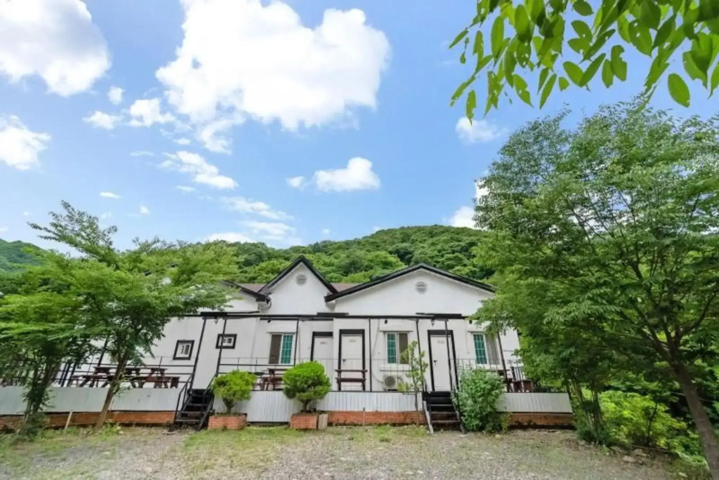 Ulsan Chereville Pension(철구소쉐르빌펜션)