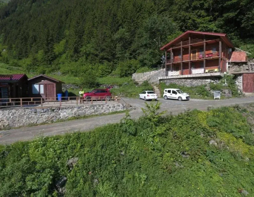 Ozturk Apart & Cafe