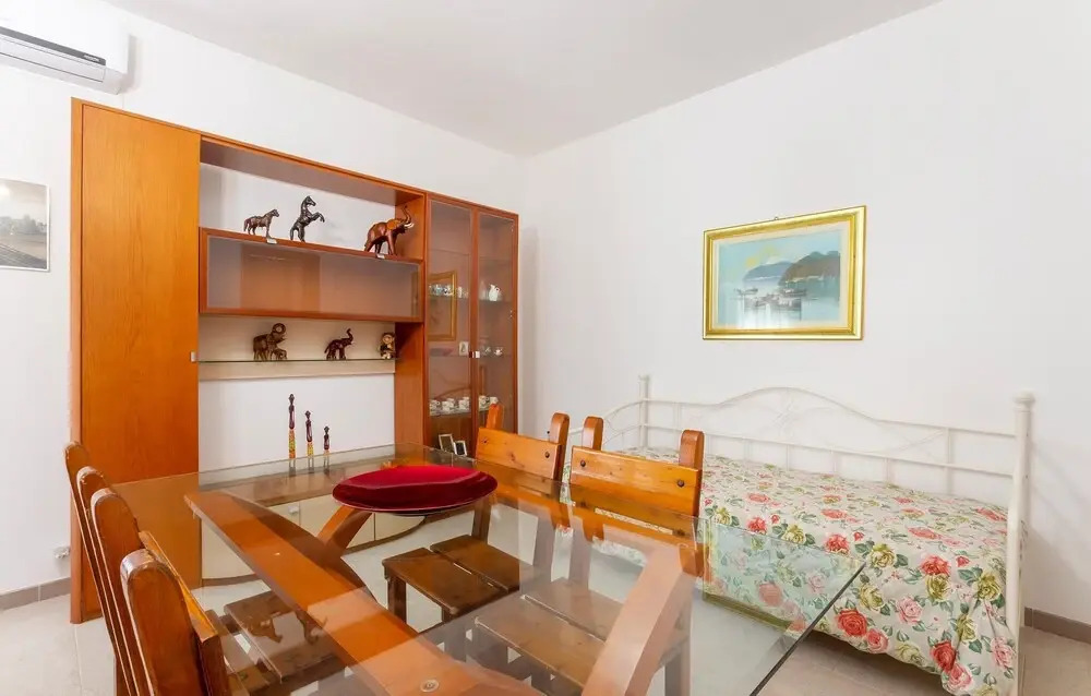 Beautiful Apartment in Carovigno With 4 Bedrooms