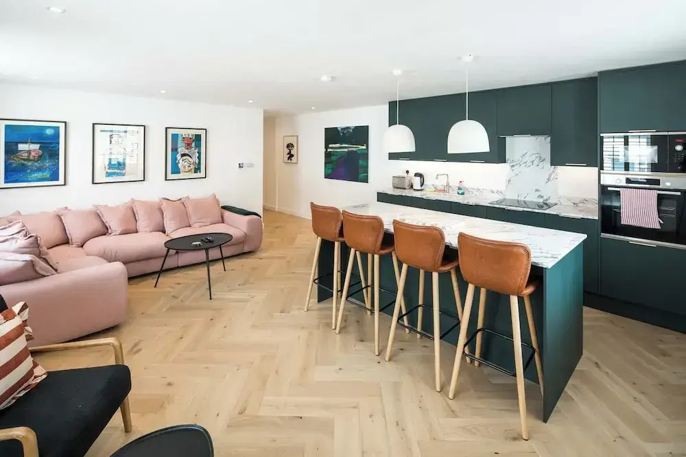 2Bed 2Bath Stunning Shoreditch Apartment