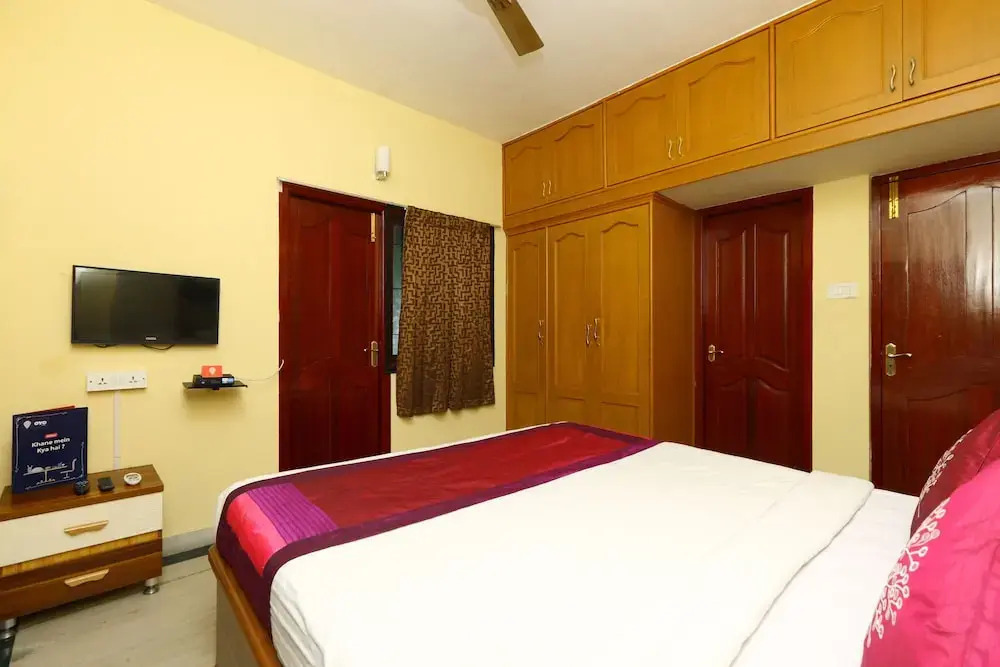Hotel Rich Residency