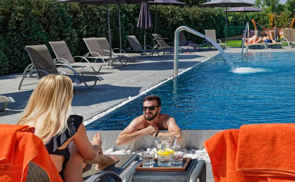 Hotel Aura Design & Garden Pool