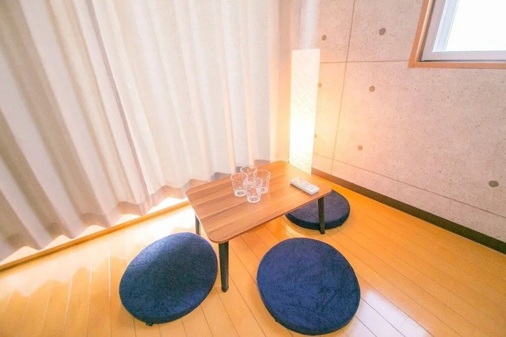 Residential Hotel Amika-F Sangenjaya 303