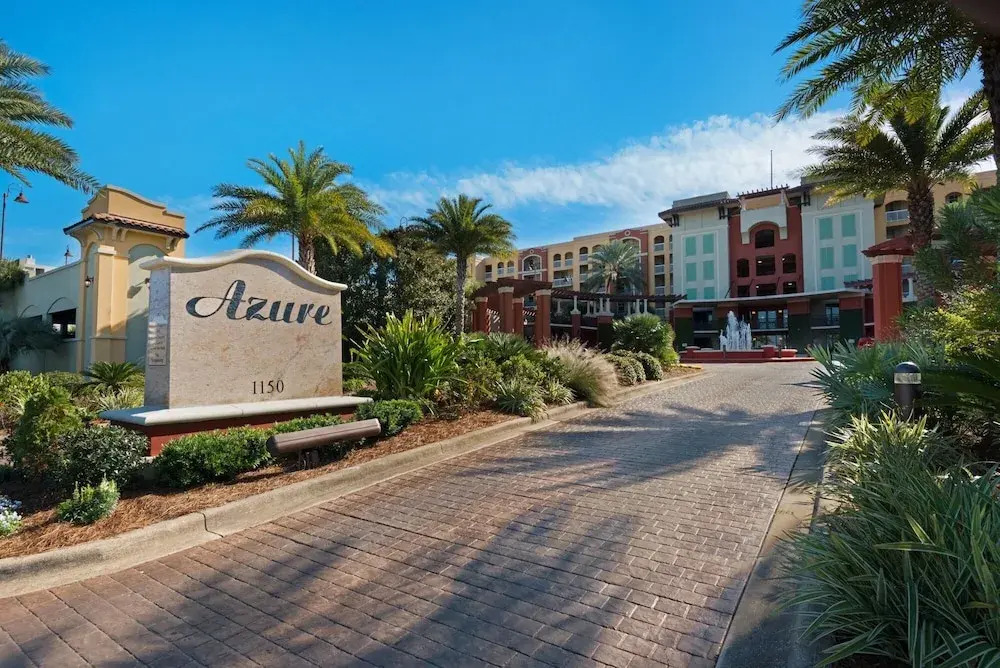 New Listing! Lovely Azure W/ Gulf-front Pool 3 Bedroom Condo