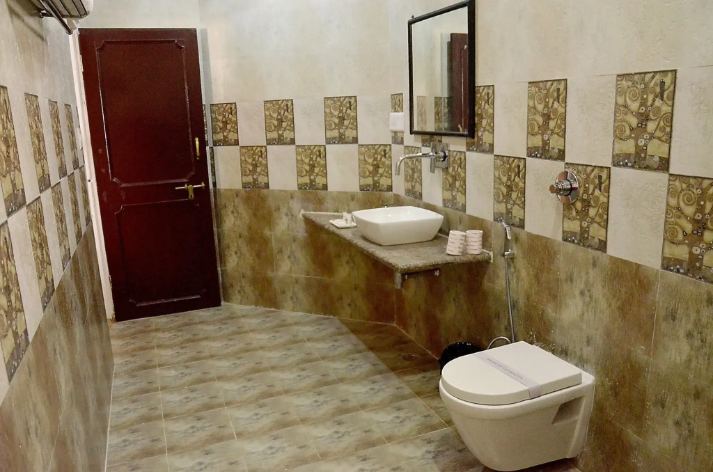 Raj Palace Resort