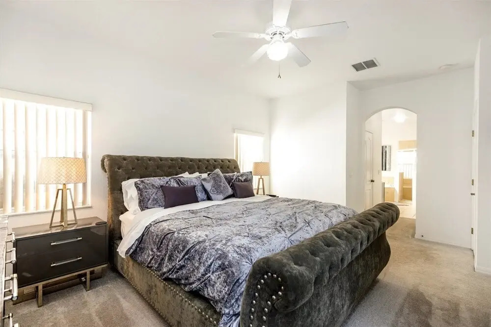 Fabulous 4 bed Home With Private South Facing Pool and spa With Modern Decor - 418