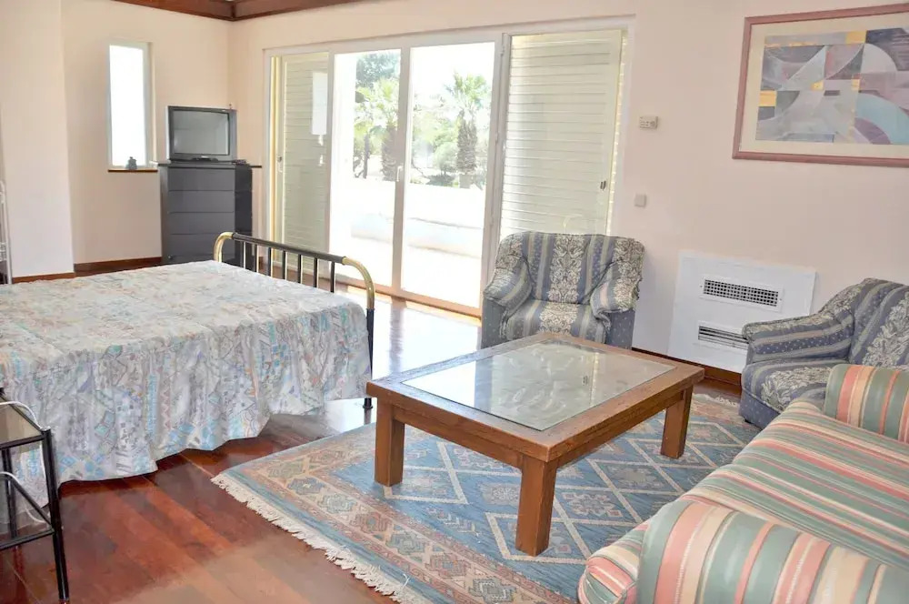 Villa in Vilamoura with Private Pool & BBQ
