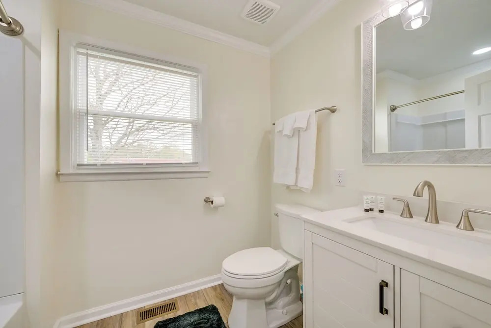 Hiking, Blackjack & More! Charming Home in Grover