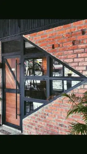 Rareheart Guesthouse