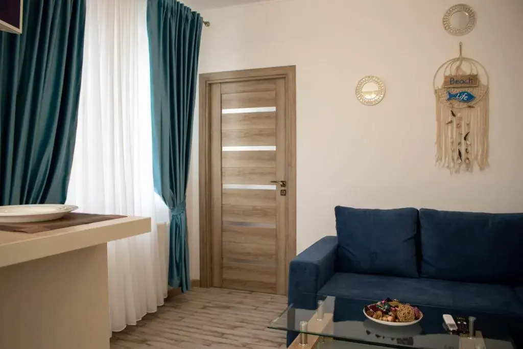 YZZA Apartament by Building Ștefan 3