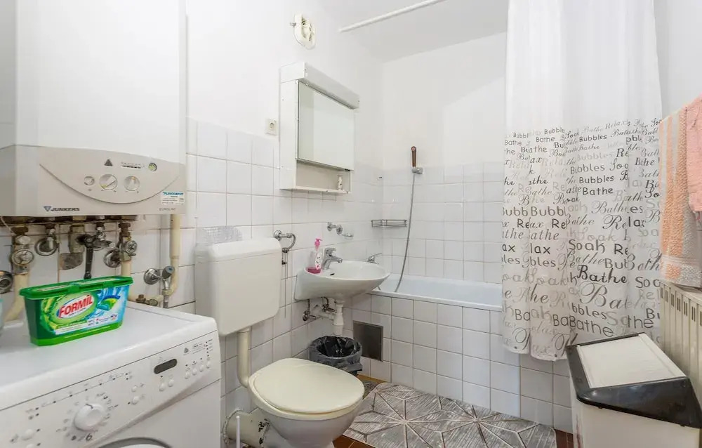 Amazing Apartment in Rijeka With Wifi and 3 Bedrooms