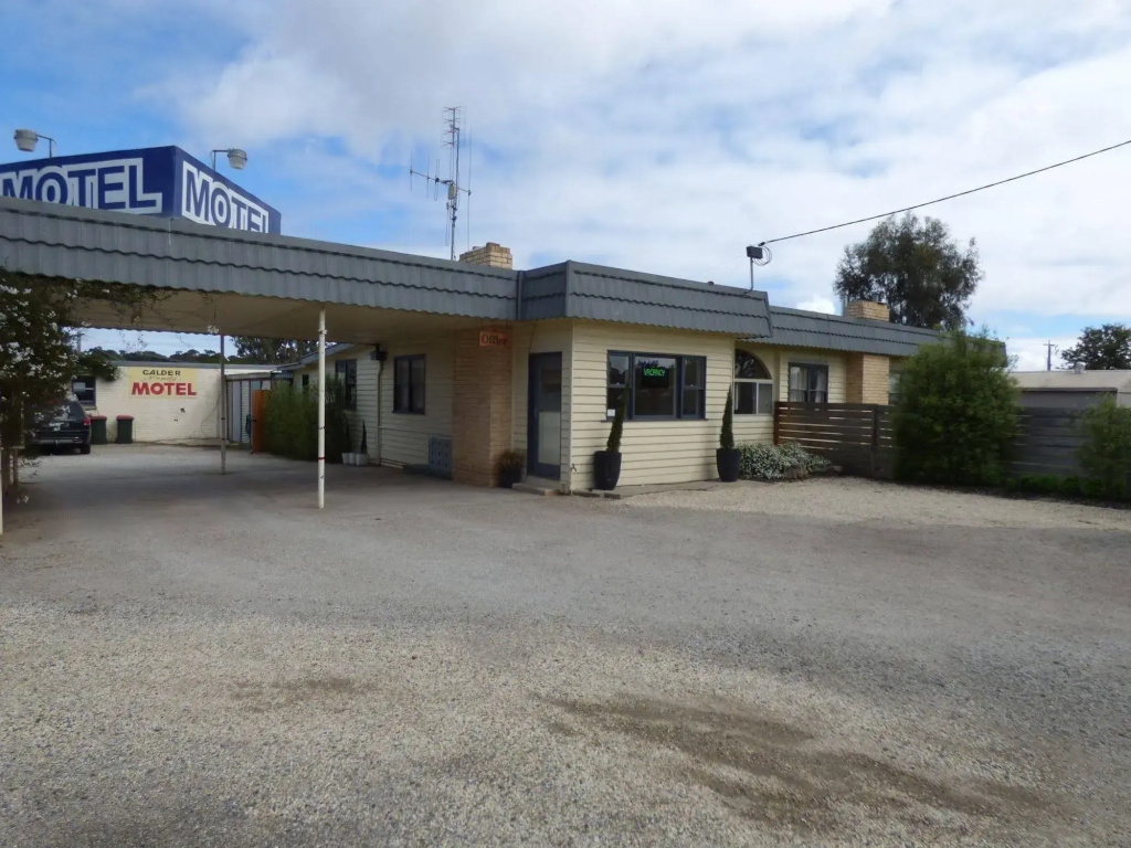 Calder Family Motel