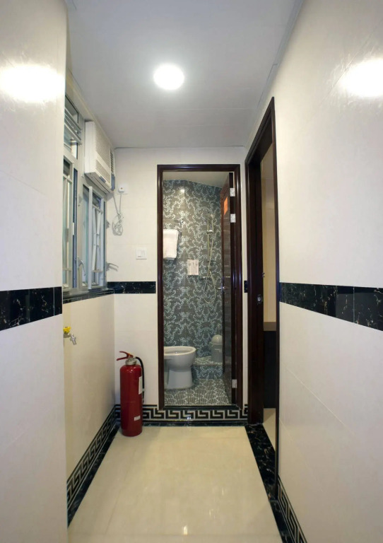Mong King Hotel