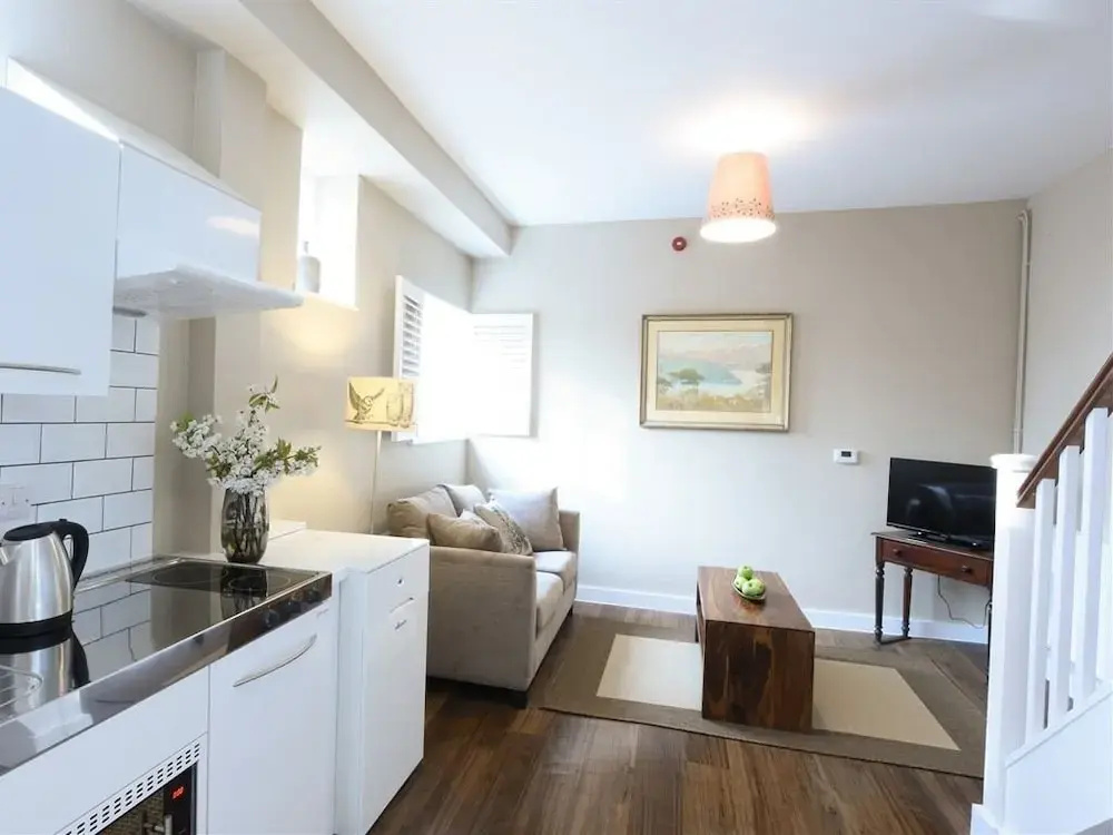Woodstock Suites