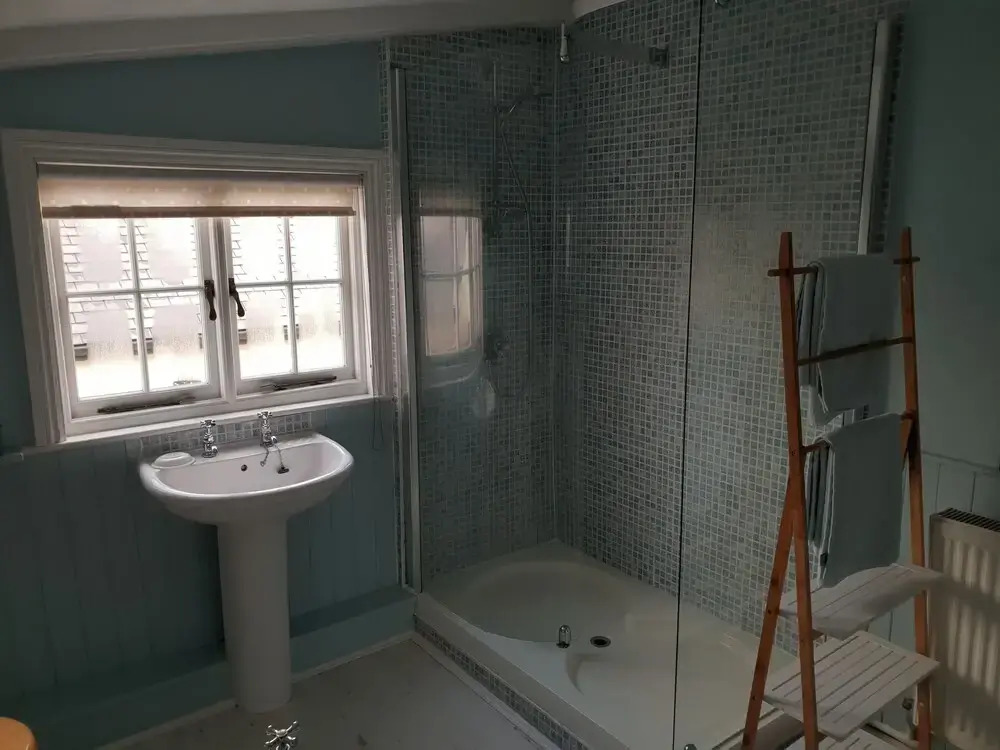 Muggles End, Falmouth, a Short Walk From the Beach
