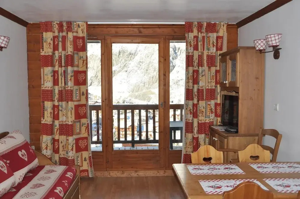 Hameau DE LA Vallee D'or - Gentiane 102 : 2 Pièces 4 Personnes / 2 Rooms 4 People