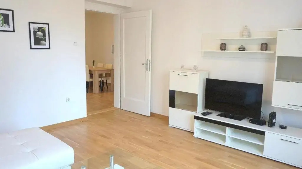 Filin Home Stefanovica 1