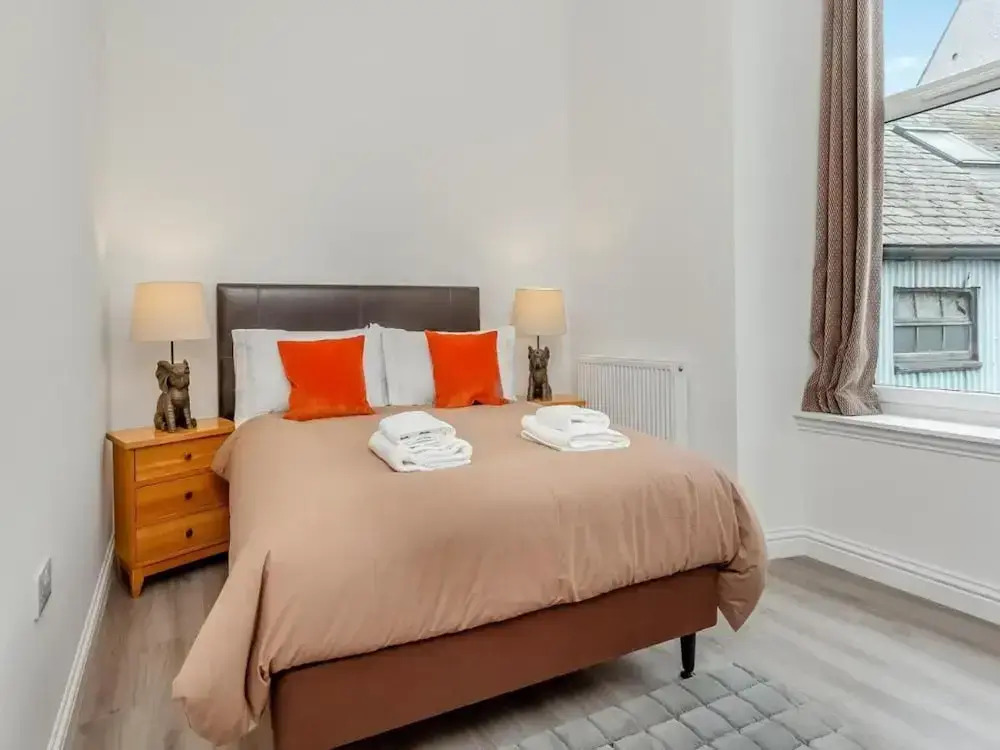 Cosy Apartment - Sleeps 4 & Stunning Views