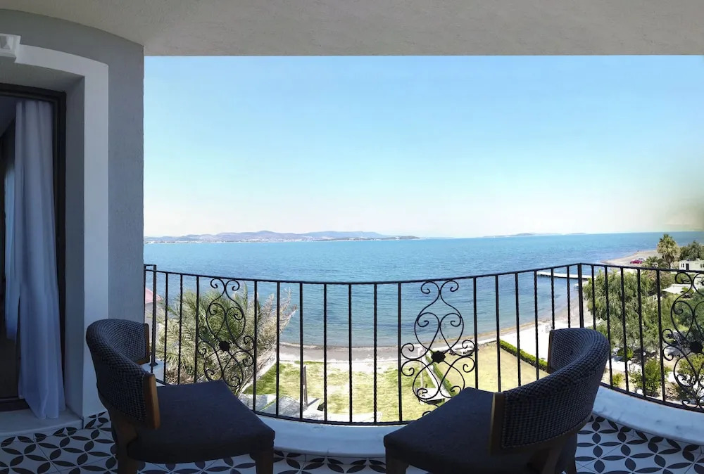 HOUDİNİ HOTEL
