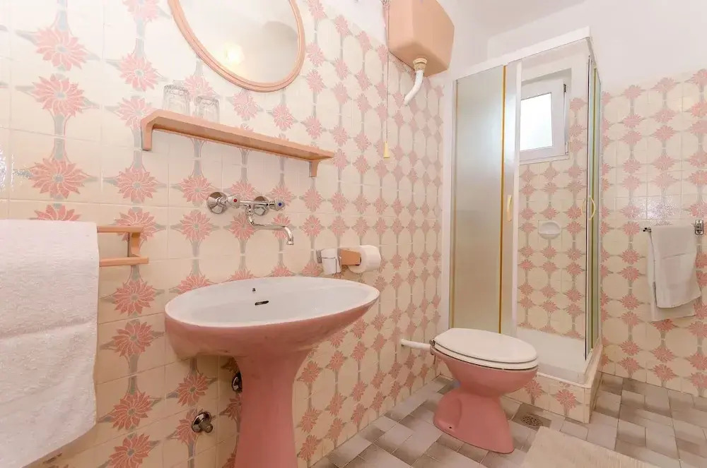Rooms Ante