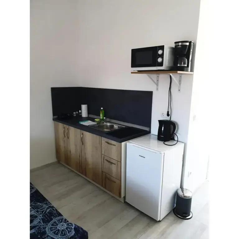 Apartment Mate4