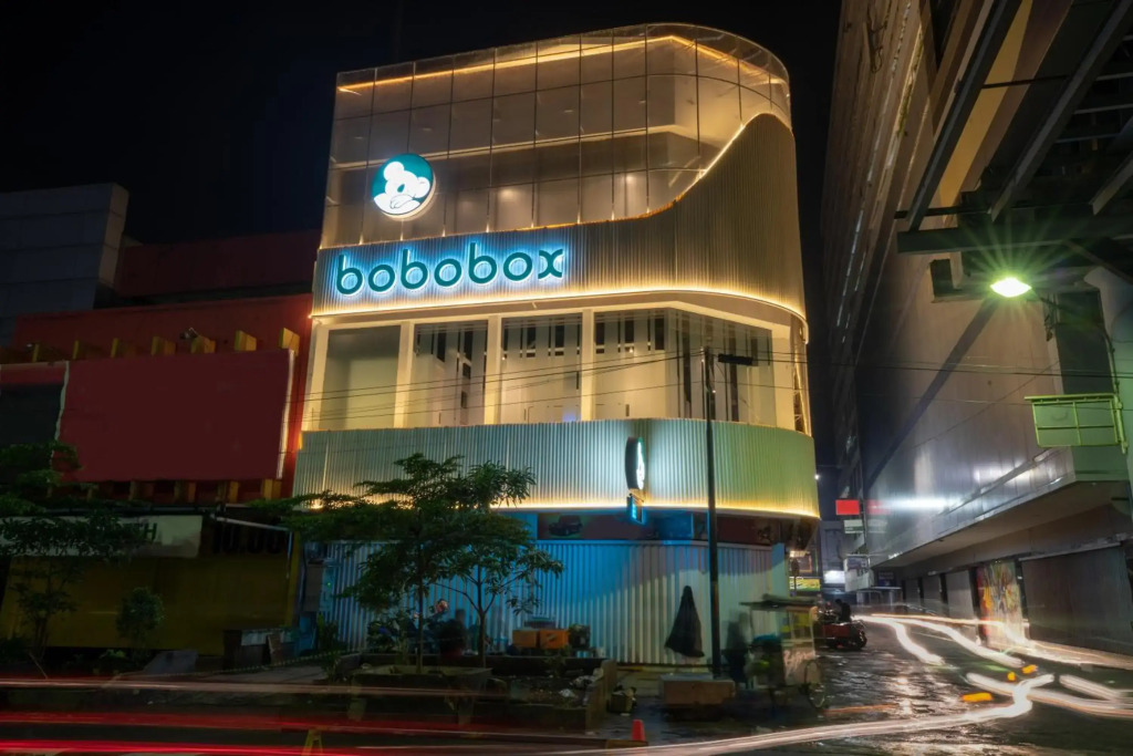 Bobopod Alun-Alun, Bandung
