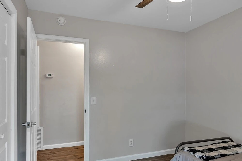 Cozy And Peaceful - Great Outdoor Space 3 Bedroom Home by Redawning