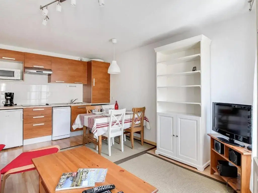 Appartement Luz-Saint-Sauveur, 3 pièces, 6 personnes - FR-1-402-75