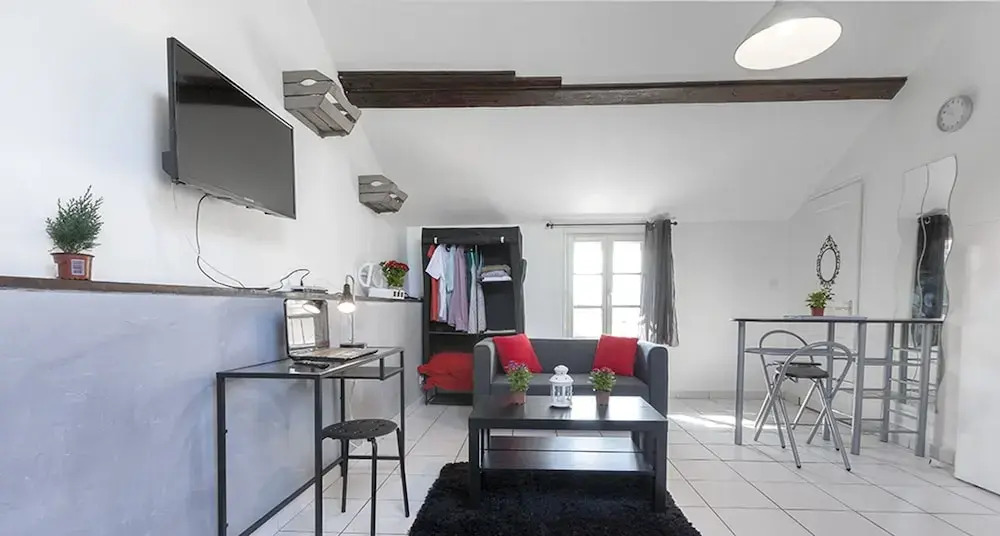 House With 2 Bedrooms in Voreppe, With Wonderful Mountain View, Pool A