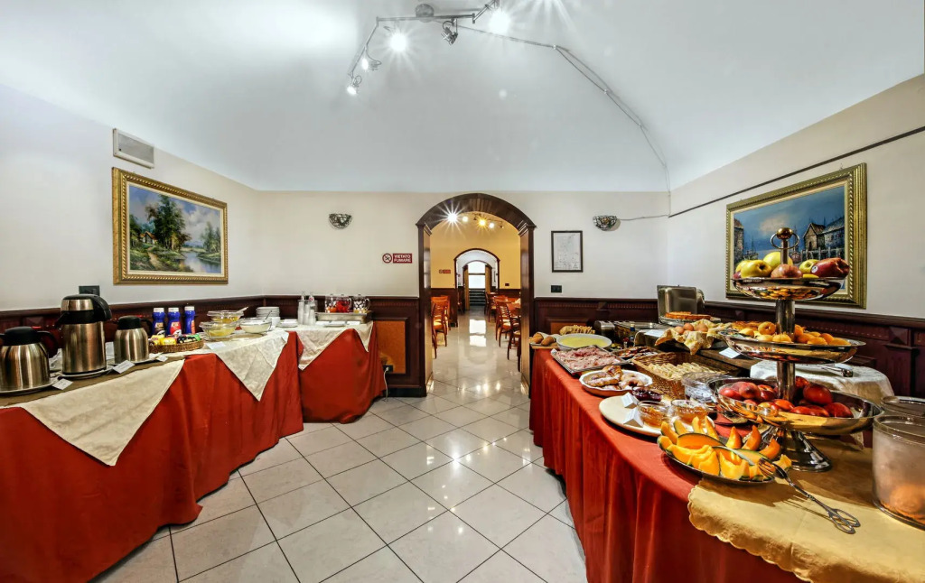 Hotel Tonic