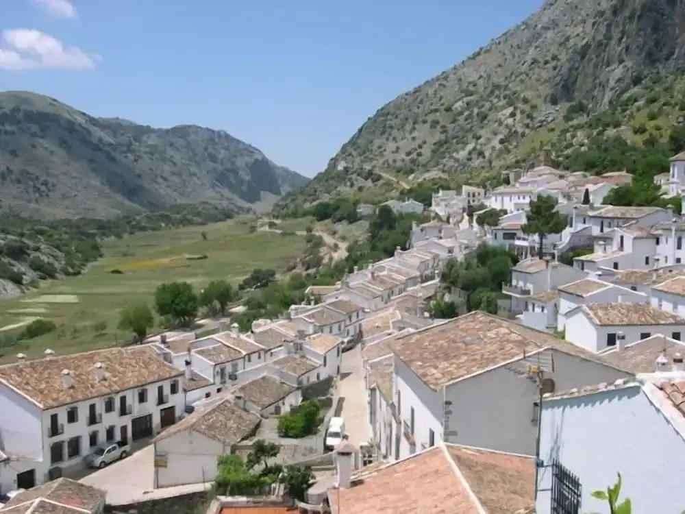 Tugasa Hotel y Apartamentos rurales La Posada
